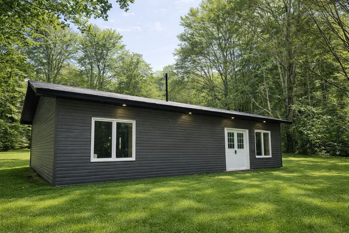 385 Gables RD, Machar, ON P0A 1X0