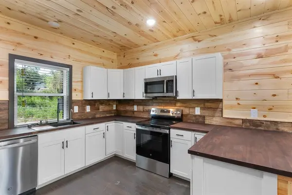 905 N Walnut Street, Winnsboro, TX 75494