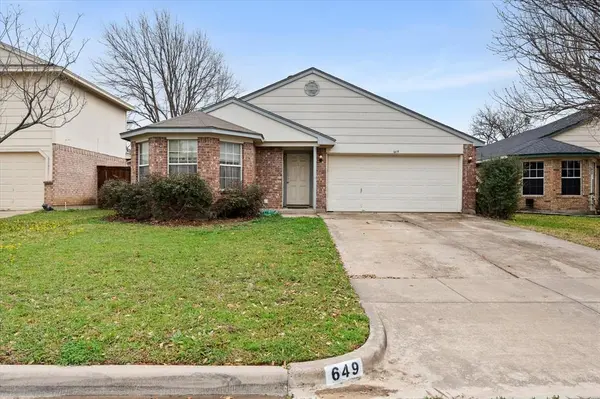 649 Blueberry Hill Lane,  Mansfield,  TX 76063