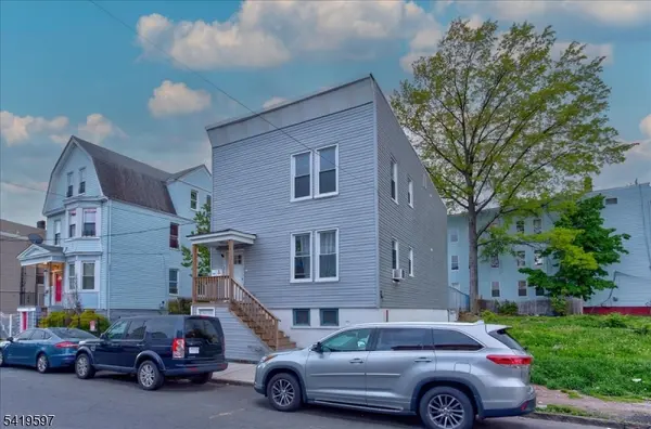 229 21St St, Irvington Twp., NJ 07111