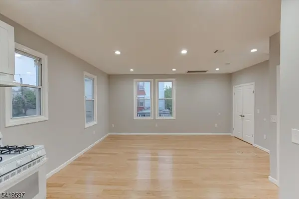 229 21St St, Irvington Twp., NJ 07111