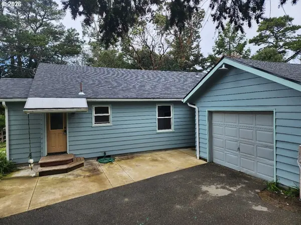 636 18TH ST, Port Orford, OR 97465