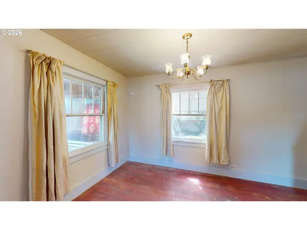 1299 41ST AVE, Sweet Home, OR 97386