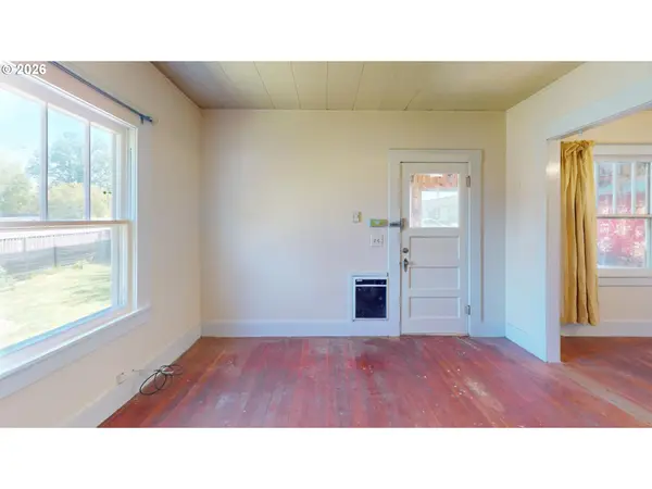 1299 41ST AVE, Sweet Home, OR 97386