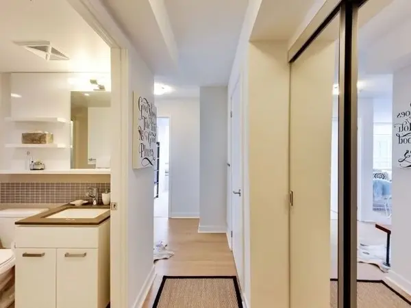 295 Adelaide ST W #1502, Toronto C01, ON M5V 1P7