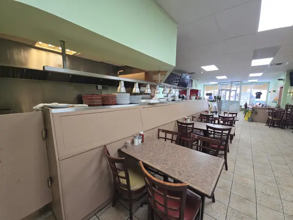 15 King ST W, Oshawa, ON L1H 1A1