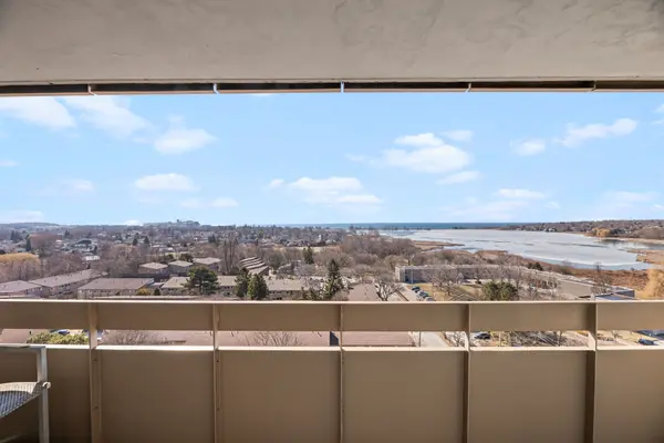 1210 Radom ST #1208, Pickering, ON L1W 2Z3