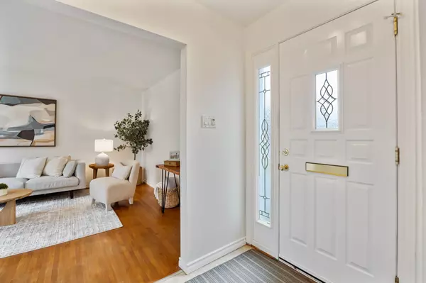 30 Bledlow Manor DR, Toronto E08, ON M1E 1B2