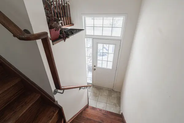 55 Maidstone WAY, Whitby, ON L1R 0L7