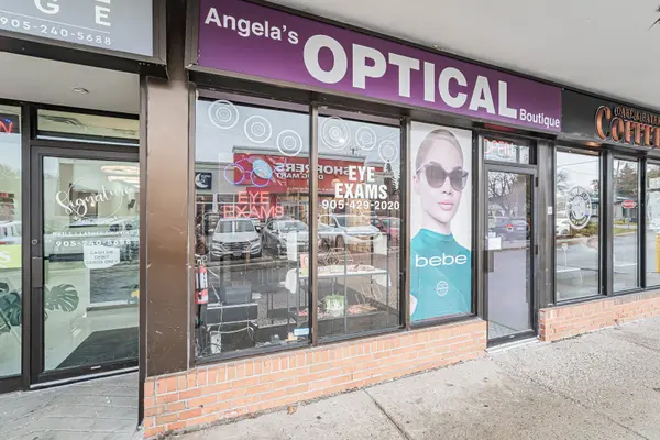 555 Rossland RD E #2, Oshawa, ON L1K 1K8