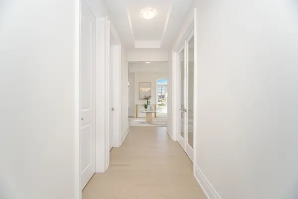 30 Ballantyne BLVD, Vaughan, ON L3L 0G2