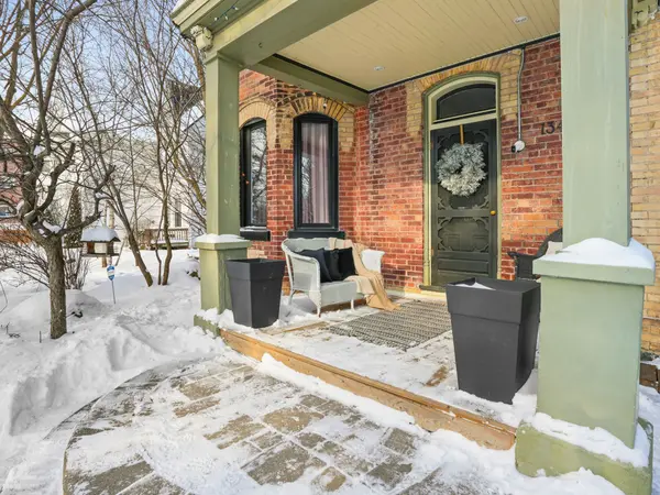 134 Victoria ST E, New Tecumseth, ON L9R 1K6