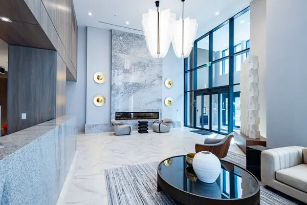 75 James ST S #2803, Hamilton, ON L8P 2T1