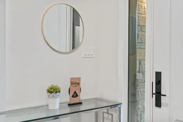 1049 Greensview DR, Lake Of Bays, ON P1H 0K1