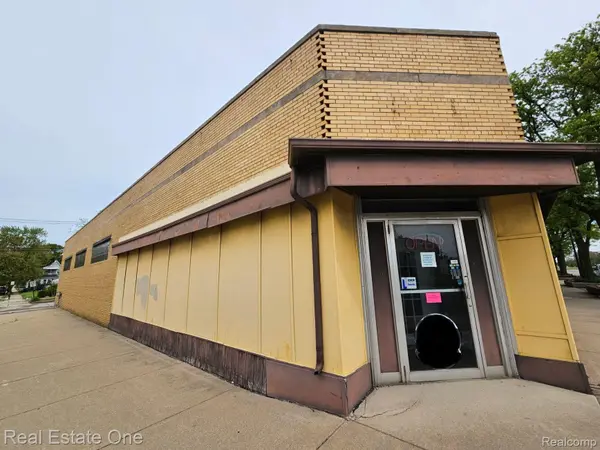 1586 FORT ST, Lincoln Park, MI 48146