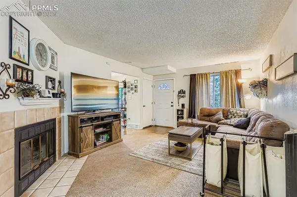 4386 Hawks Lookout LN, Colorado Springs, CO 80916