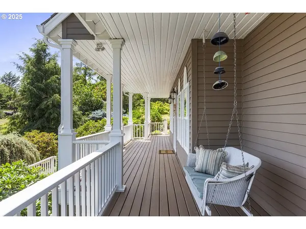 1221 SW FOREST MEADOWS WAY, Lake Oswego, OR 97034