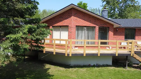 4 MACPHERSON CRES, Kawartha Lakes, ON K0M 2B0