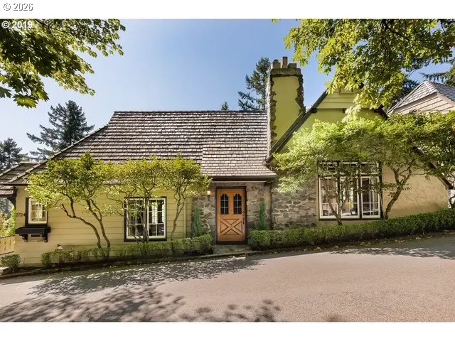 2724 NW IMPERIAL TER, Portland, OR 97210