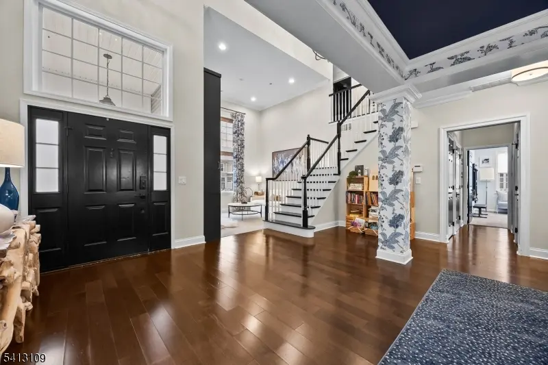 21 Dahlia Ct, Piscataway Twp., NJ 08854