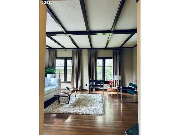 2724 NW IMPERIAL TER, Portland, OR 97210