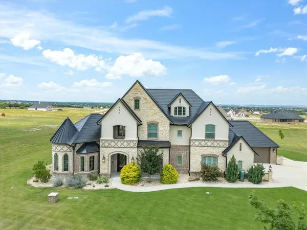 212 Nueces Trail, Aledo, TX 76008