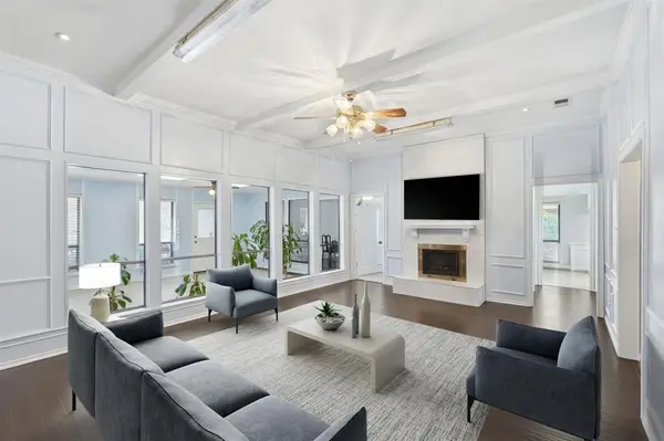 1117 E Spring Valley Road, Richardson, TX 75081