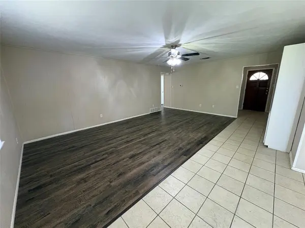 1111 Duane Street, Benbrook, TX 76126