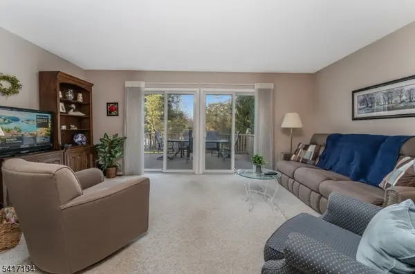 5 Choctaw Ridge Road, Branchburg Twp., NJ 08876