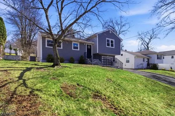 22 Barry Dr, West Orange Twp., NJ 07052