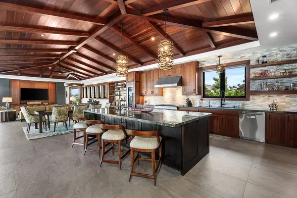 68-1073 KE KAILANI DR, Kamuela, HI 96743