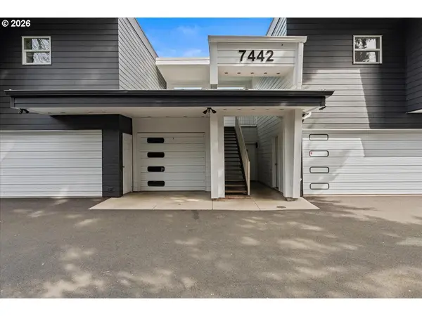 7442 S VIRGINIA AVE #B, Portland, OR 97219