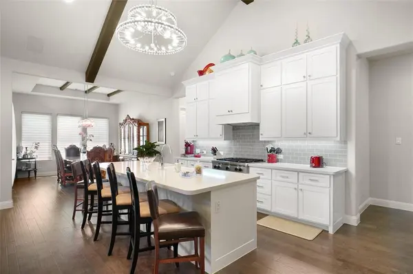 1132 Thornhill Way, Roanoke, TX 76262