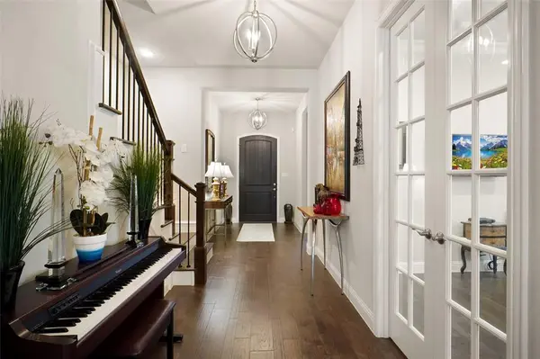 1132 Thornhill Way, Roanoke, TX 76262