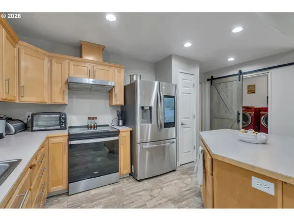 2456 Gillette DR SE, Port Orchard, WA 98366