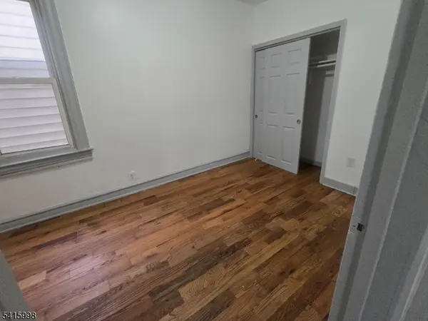 102 South St, Newark City, NJ 07114