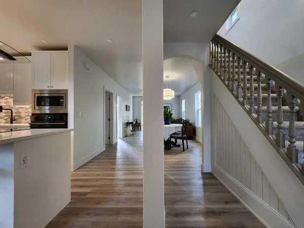 308 7A AVE S, Lethbridge, AB T1J 1N5