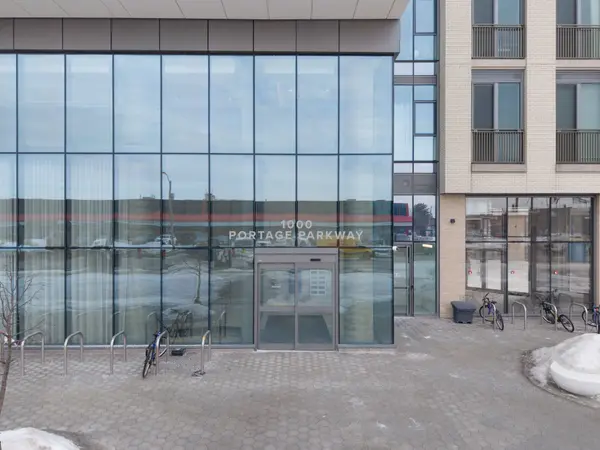 1000 Portage Pkwy #310, Vaughan, ON L4K 0L1