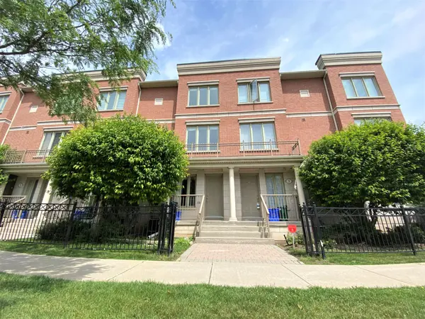 5 Saddlecreek DR, Markham, ON L3T 0A4