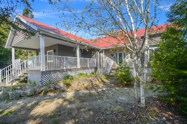 80 Corey CRES, Northern Bruce Peninsula, ON N0H 2R0