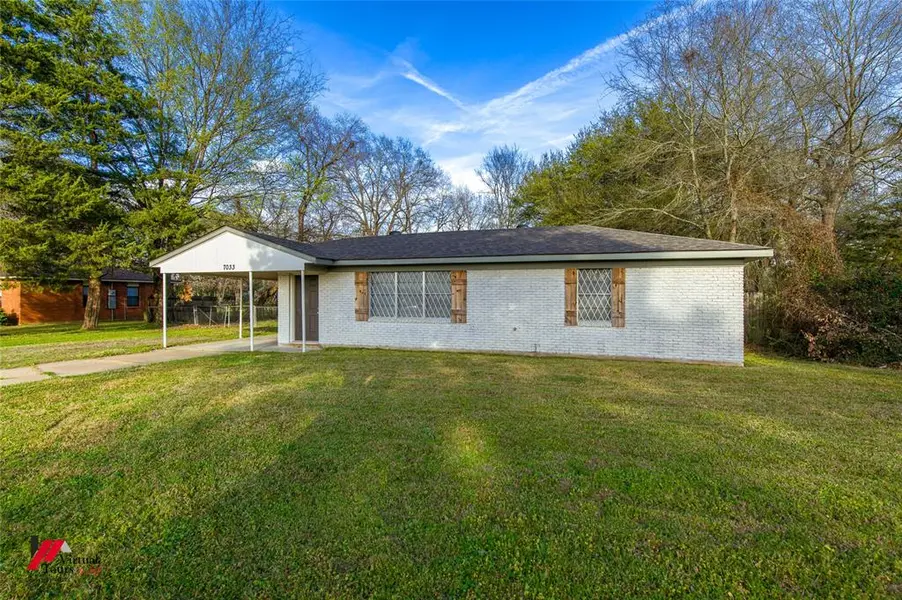 7033 Winburn Drive, Greenwood, LA 71033