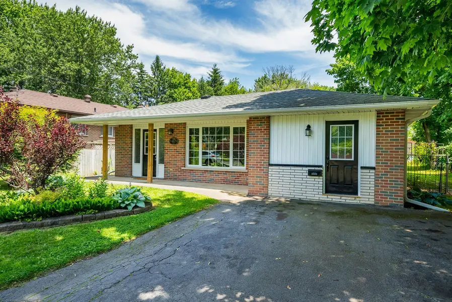 47 Meredith CRES, Cobourg, ON K9A 4R3