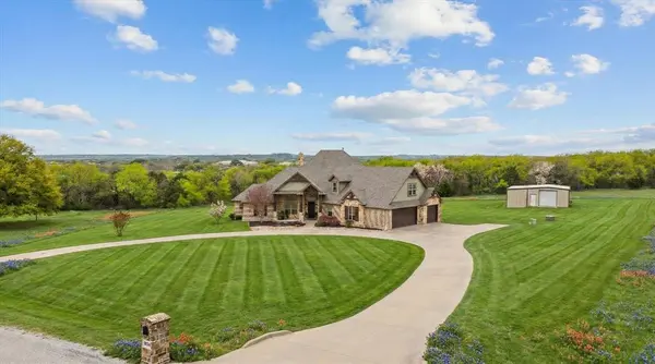 3512 Lakota Court, Granbury, TX 76048