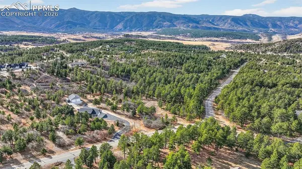 1802 Silverheels DR, Larkspur, CO 80118