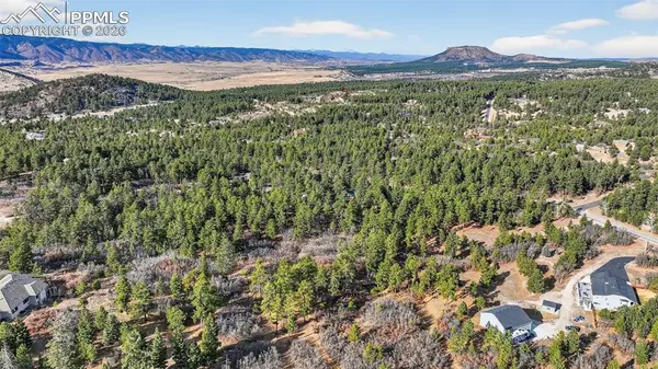 1802 Silverheels DR, Larkspur, CO 80118