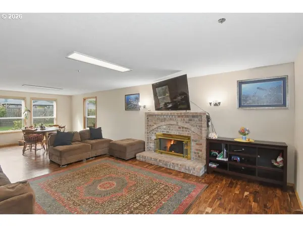 721 NW 58TH ST, Vancouver, WA 98663