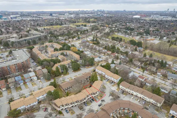 191 Jenny Wrenway N/A #11, Toronto C15, ON M2H 2Z3