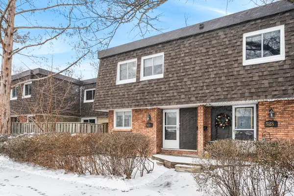 521 Timber LN #39, Burlington, ON L7L 4B1