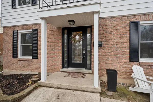 20 Combermere CRES, Waterloo, ON N2L 5B1