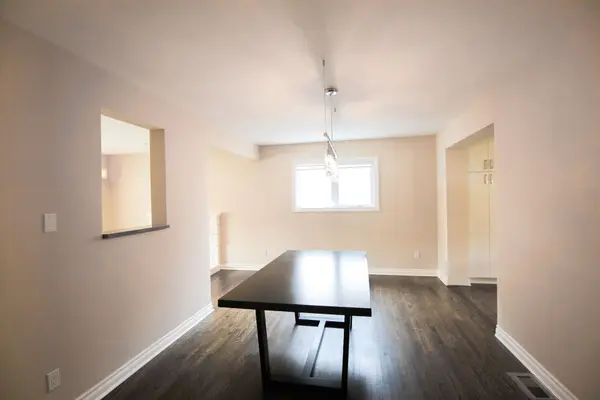 2550 Traverse DR S, Billings Bridge - Riverside Park And Area, ON K1V 9B1